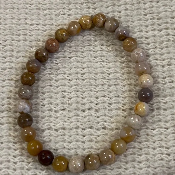 Handmade Chic Glossy Natural Chrysanthemum Gemstone Beaded Bracelet, Size 7” - Picture 3 of 3